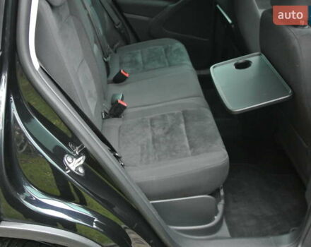 Чорний Фольксваген Тігуан, об'ємом двигуна 2 л та пробігом 168 тис. км за 15550 $, фото 21 на Automoto.ua