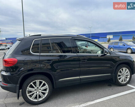 Черный Фольксваген Тигуан, объемом двигателя 2 л и пробегом 222 тыс. км за 12200 $, фото 4 на Automoto.ua