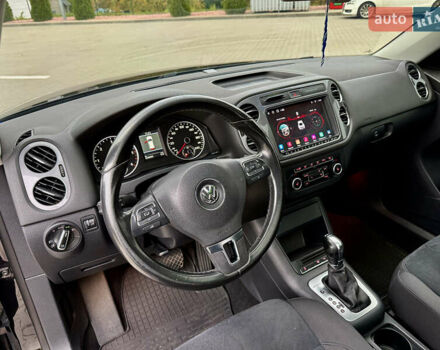 Чорний Фольксваген Тігуан, об'ємом двигуна 1.97 л та пробігом 227 тис. км за 14700 $, фото 9 на Automoto.ua