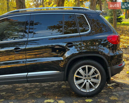 Черный Фольксваген Тигуан, объемом двигателя 2 л и пробегом 166 тыс. км за 12290 $, фото 9 на Automoto.ua