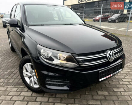 Чорний Фольксваген Тігуан, об'ємом двигуна 2 л та пробігом 165 тис. км за 9499 $, фото 4 на Automoto.ua