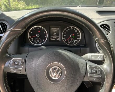 Черный Фольксваген Тигуан, объемом двигателя 2 л и пробегом 176 тыс. км за 12499 $, фото 6 на Automoto.ua