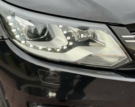 Черный Фольксваген Тигуан, объемом двигателя 1.99 л и пробегом 225 тыс. км за 14950 $, фото 18 на Automoto.ua