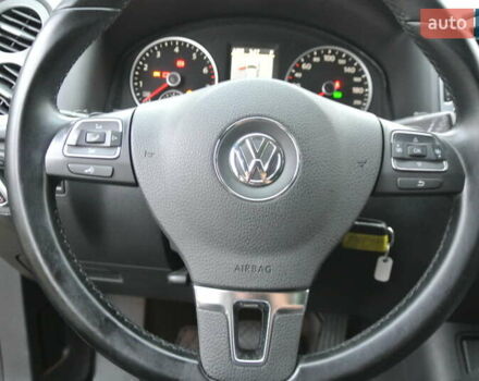 Чорний Фольксваген Тігуан, об'ємом двигуна 2 л та пробігом 168 тис. км за 15550 $, фото 37 на Automoto.ua