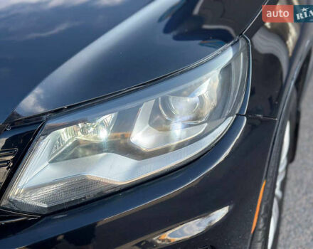 Чорний Фольксваген Тігуан, об'ємом двигуна 2 л та пробігом 189 тис. км за 10300 $, фото 30 на Automoto.ua