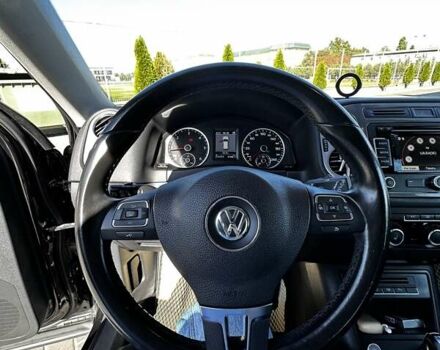 Черный Фольксваген Тигуан, объемом двигателя 1.97 л и пробегом 215 тыс. км за 15000 $, фото 11 на Automoto.ua