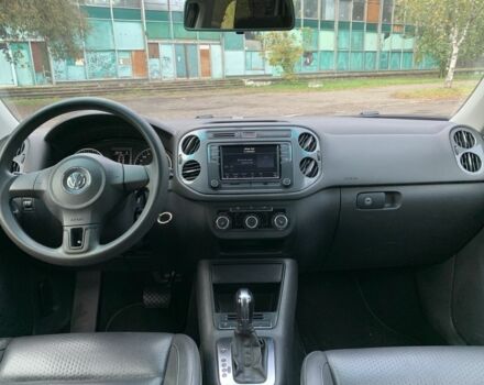 Черный Фольксваген Тигуан, объемом двигателя 2 л и пробегом 130 тыс. км за 10200 $, фото 7 на Automoto.ua