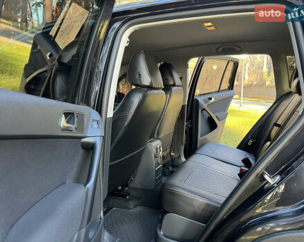 Черный Фольксваген Тигуан, объемом двигателя 2 л и пробегом 185 тыс. км за 11500 $, фото 30 на Automoto.ua