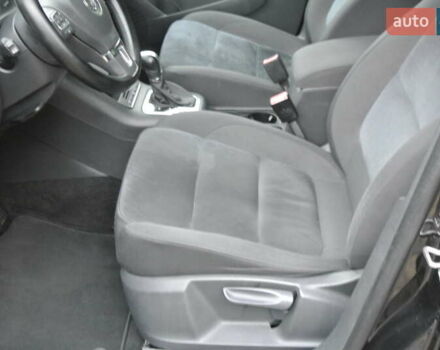 Чорний Фольксваген Тігуан, об'ємом двигуна 2 л та пробігом 168 тис. км за 15550 $, фото 9 на Automoto.ua