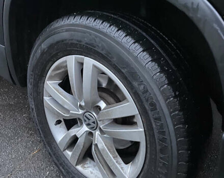 Черный Фольксваген Тигуан, объемом двигателя 1.98 л и пробегом 320 тыс. км за 11500 $, фото 9 на Automoto.ua