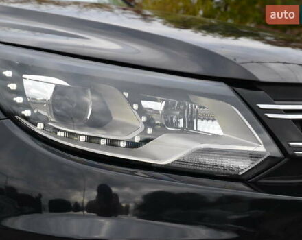 Чорний Фольксваген Тігуан, об'ємом двигуна 1.98 л та пробігом 130 тис. км за 11999 $, фото 42 на Automoto.ua