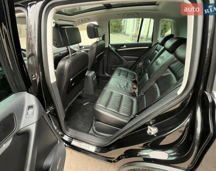 Черный Фольксваген Тигуан, объемом двигателя 1.99 л и пробегом 320 тыс. км за 14499 $, фото 111 на Automoto.ua