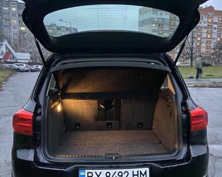 Черный Фольксваген Тигуан, объемом двигателя 1.98 л и пробегом 320 тыс. км за 11500 $, фото 13 на Automoto.ua