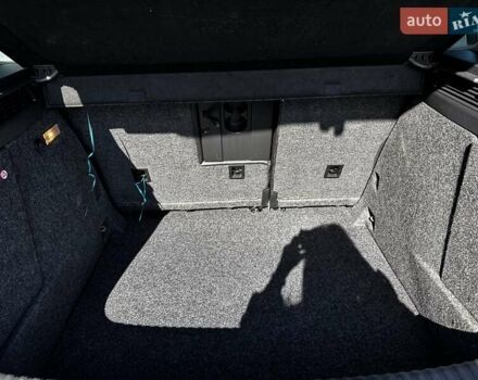 Черный Фольксваген Тигуан, объемом двигателя 1.97 л и пробегом 215 тыс. км за 15000 $, фото 6 на Automoto.ua