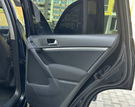 Чорний Фольксваген Тігуан, об'ємом двигуна 1.97 л та пробігом 185 тис. км за 15400 $, фото 10 на Automoto.ua