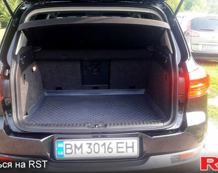 Чорний Фольксваген Тігуан, об'ємом двигуна 2 л та пробігом 183 тис. км за 12500 $, фото 9 на Automoto.ua