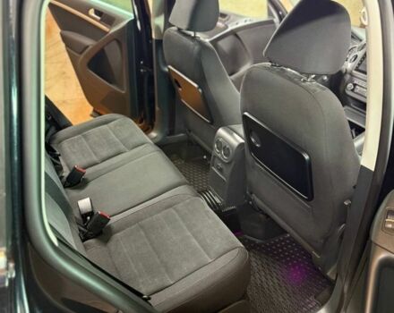 Черный Фольксваген Тигуан, объемом двигателя 2 л и пробегом 238 тыс. км за 14500 $, фото 14 на Automoto.ua