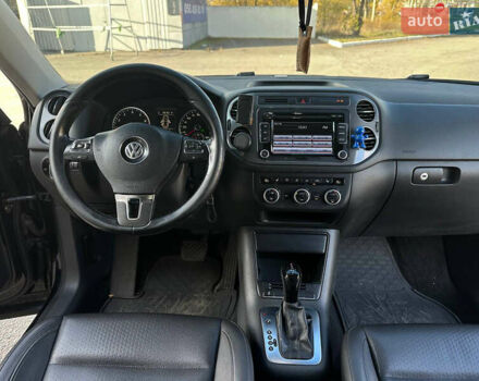 Чорний Фольксваген Тігуан, об'ємом двигуна 2 л та пробігом 189 тис. км за 10300 $, фото 12 на Automoto.ua