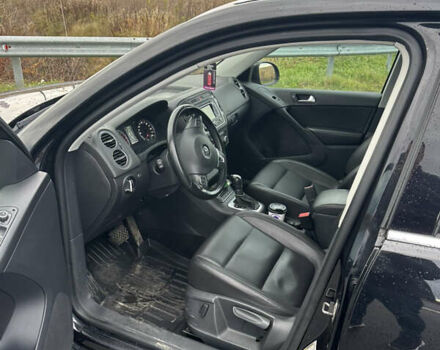 Чорний Фольксваген Тігуан, об'ємом двигуна 1.98 л та пробігом 207 тис. км за 11800 $, фото 6 на Automoto.ua