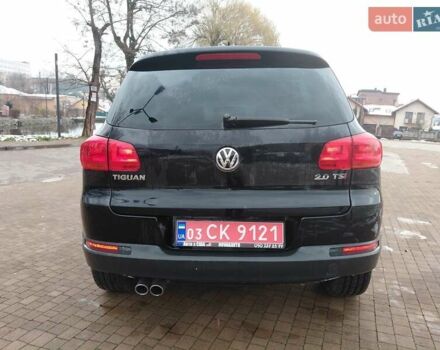Чорний Фольксваген Тігуан, об'ємом двигуна 2 л та пробігом 227 тис. км за 8999 $, фото 5 на Automoto.ua