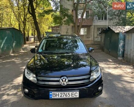 Чорний Фольксваген Тігуан, об'ємом двигуна 1.97 л та пробігом 177 тис. км за 14200 $, фото 3 на Automoto.ua