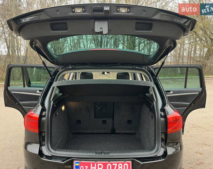 Черный Фольксваген Тигуан, объемом двигателя 1.99 л и пробегом 320 тыс. км за 14499 $, фото 133 на Automoto.ua