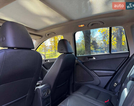 Черный Фольксваген Тигуан, объемом двигателя 2 л и пробегом 166 тыс. км за 12290 $, фото 21 на Automoto.ua