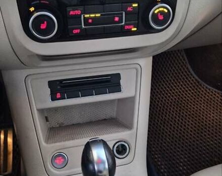 Чорний Фольксваген Тігуан, об'ємом двигуна 1.98 л та пробігом 227 тис. км за 13000 $, фото 13 на Automoto.ua