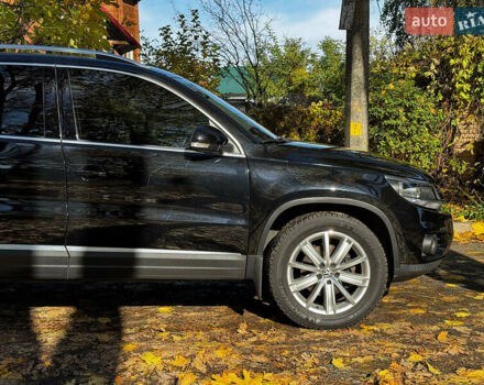 Черный Фольксваген Тигуан, объемом двигателя 2 л и пробегом 166 тыс. км за 12290 $, фото 2 на Automoto.ua