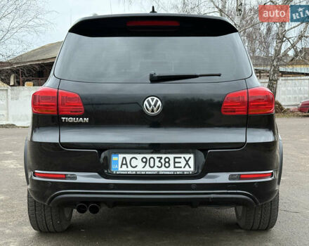 Чорний Фольксваген Тігуан, об'ємом двигуна 2 л та пробігом 234 тис. км за 15500 $, фото 7 на Automoto.ua