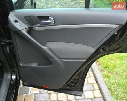 Чорний Фольксваген Тігуан, об'ємом двигуна 2 л та пробігом 168 тис. км за 15550 $, фото 23 на Automoto.ua