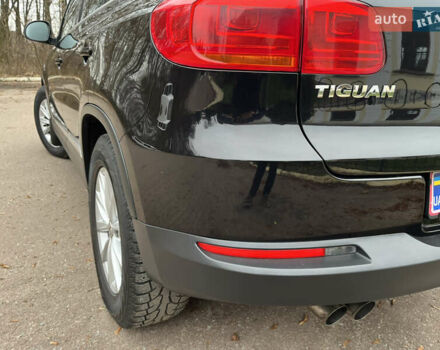 Черный Фольксваген Тигуан, объемом двигателя 1.99 л и пробегом 320 тыс. км за 14499 $, фото 64 на Automoto.ua