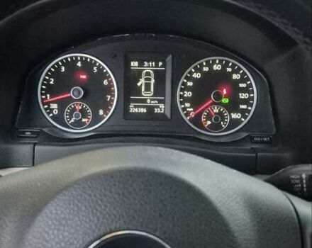 Чорний Фольксваген Тігуан, об'ємом двигуна 1.98 л та пробігом 227 тис. км за 13000 $, фото 15 на Automoto.ua