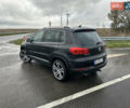 Чорний Фольксваген Тігуан, об'ємом двигуна 1.98 л та пробігом 207 тис. км за 11800 $, фото 2 на Automoto.ua