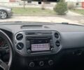 Черный Фольксваген Тигуан, объемом двигателя 2 л и пробегом 267 тыс. км за 13000 $, фото 12 на Automoto.ua