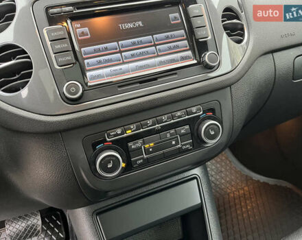 Черный Фольксваген Тигуан, объемом двигателя 1.99 л и пробегом 320 тыс. км за 14499 $, фото 101 на Automoto.ua