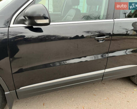 Черный Фольксваген Тигуан, объемом двигателя 1.99 л и пробегом 320 тыс. км за 14499 $, фото 61 на Automoto.ua