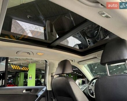 Черный Фольксваген Тигуан, объемом двигателя 1.98 л и пробегом 222 тыс. км за 9990 $, фото 21 на Automoto.ua