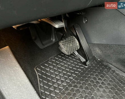 Черный Фольксваген Тигуан, объемом двигателя 1.99 л и пробегом 320 тыс. км за 14499 $, фото 89 на Automoto.ua