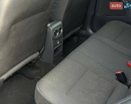 Черный Фольксваген Тигуан, объемом двигателя 1.98 л и пробегом 173 тыс. км за 10799 $, фото 14 на Automoto.ua