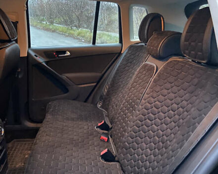 Черный Фольксваген Тигуан, объемом двигателя 1.98 л и пробегом 320 тыс. км за 11500 $, фото 6 на Automoto.ua