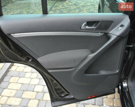 Чорний Фольксваген Тігуан, об'ємом двигуна 2 л та пробігом 168 тис. км за 15550 $, фото 16 на Automoto.ua