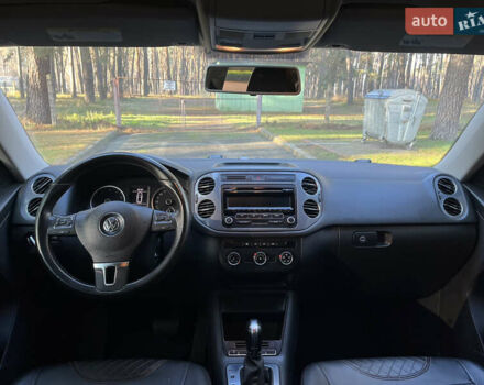 Черный Фольксваген Тигуан, объемом двигателя 2 л и пробегом 185 тыс. км за 11500 $, фото 32 на Automoto.ua