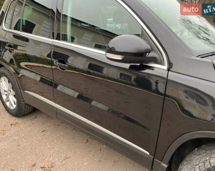 Черный Фольксваген Тигуан, объемом двигателя 1.99 л и пробегом 320 тыс. км за 14499 $, фото 70 на Automoto.ua