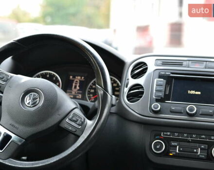 Чорний Фольксваген Тігуан, об'ємом двигуна 1.98 л та пробігом 130 тис. км за 11999 $, фото 23 на Automoto.ua