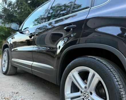 Черный Фольксваген Тигуан, объемом двигателя 2 л и пробегом 238 тыс. км за 14500 $, фото 9 на Automoto.ua