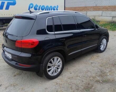 Чорний Фольксваген Тігуан, об'ємом двигуна 2 л та пробігом 189 тис. км за 11100 $, фото 3 на Automoto.ua