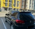 Чорний Фольксваген Тігуан, об'ємом двигуна 0 л та пробігом 195 тис. км за 16000 $, фото 2 на Automoto.ua