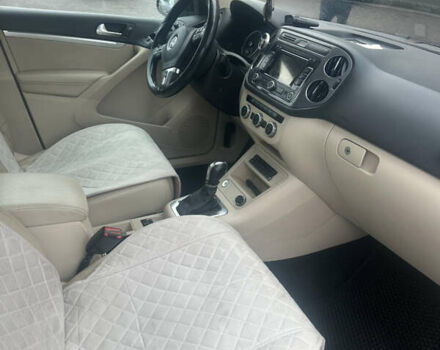 Черный Фольксваген Тигуан, объемом двигателя 1.98 л и пробегом 140 тыс. км за 11333 $, фото 5 на Automoto.ua