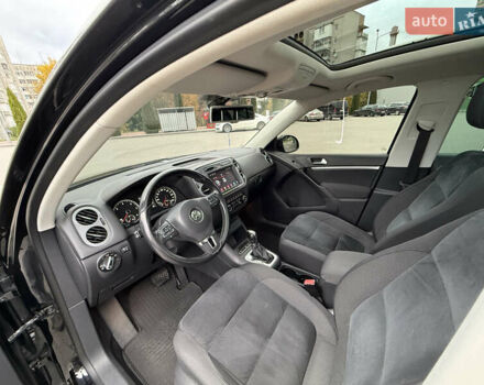 Чорний Фольксваген Тігуан, об'ємом двигуна 1.97 л та пробігом 227 тис. км за 14700 $, фото 10 на Automoto.ua
